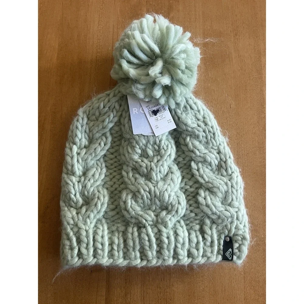 Roxy‎ Women's Mint Green NEW Cable Knit Pom Beanie Hat Winter Fall